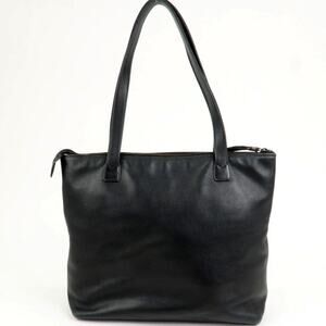 💎✨AUTHENTIC✨💎CHANEL Shoulder Bag Black